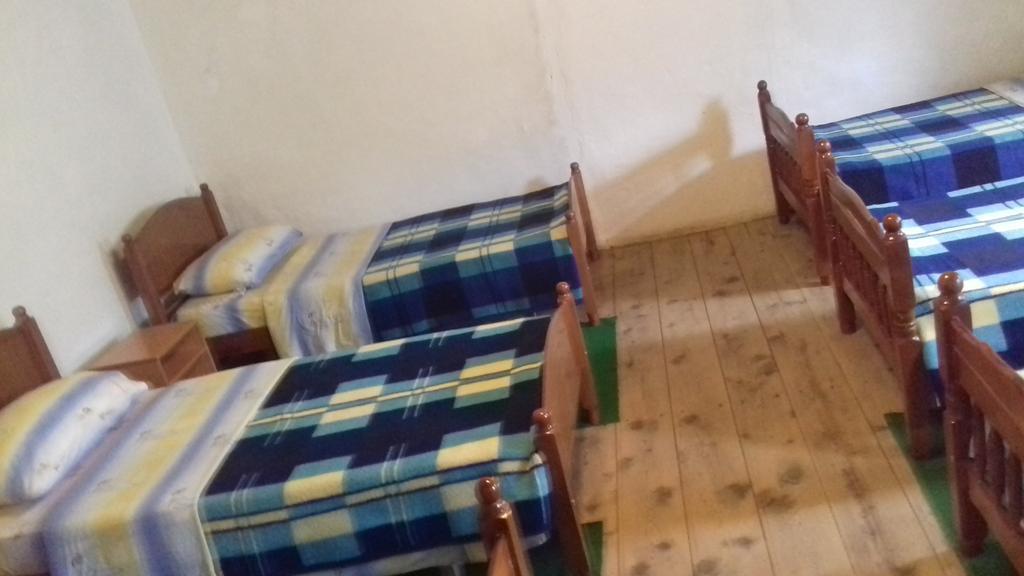 טת Guesthouse Dritan Tethorja מראה חיצוני תמונה